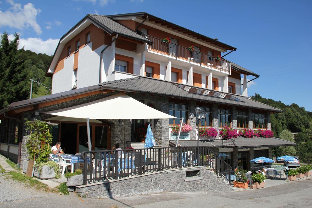 Albergo Moderno & Spa Fuipiano Valle Imagna Exterior foto
